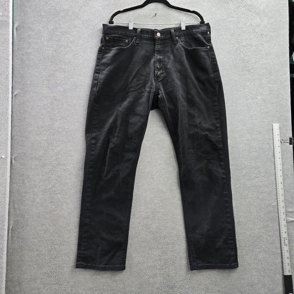 Levi's Other - Levi's 541 Men Jeans 36X32‎ Black Denim Athletic Fit 30" Inseam